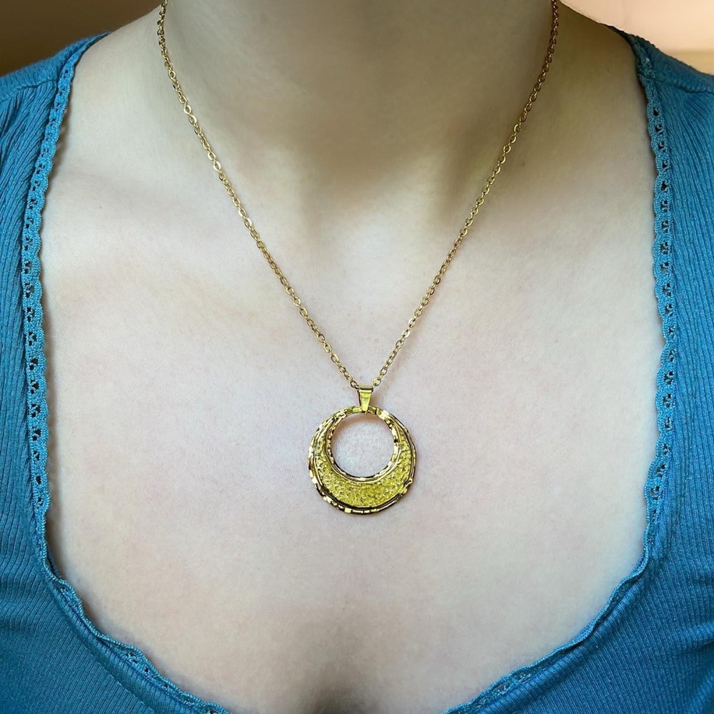 Gold Circle Geometric Pendant Necklace